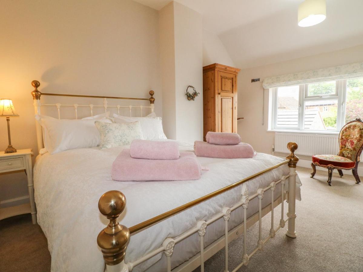 Bennett'S Cottage Oakham Bagian luar foto