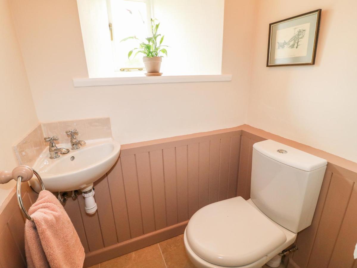 Bennett'S Cottage Oakham Bagian luar foto